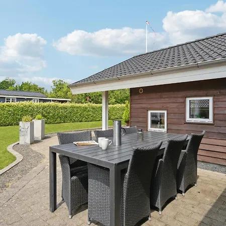 Holiday home 3 Bedroom Cozy In Hemmet