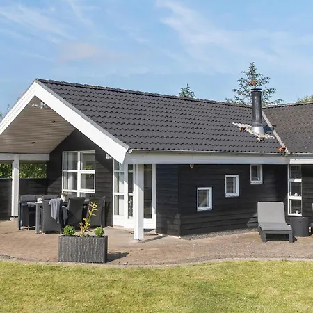 3 Bedroom Cozy In Σπίτι διακοπών Hemmet