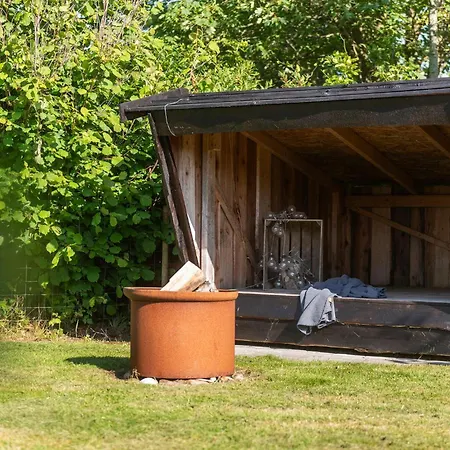 3 Bedroom Cozy In *