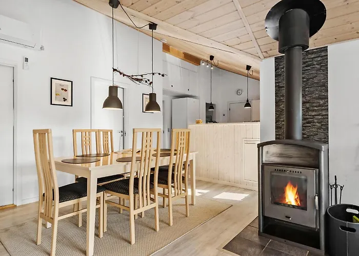 3 Bedroom Cozy In * Hemmet