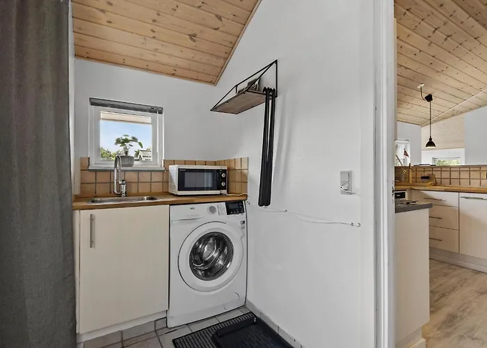 בית נופש 3 Bedroom Cozy In