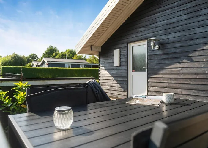 3 Bedroom Cozy In בית נופש