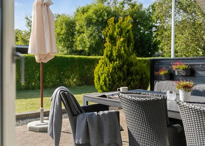 בית נופש 3 Bedroom Cozy In